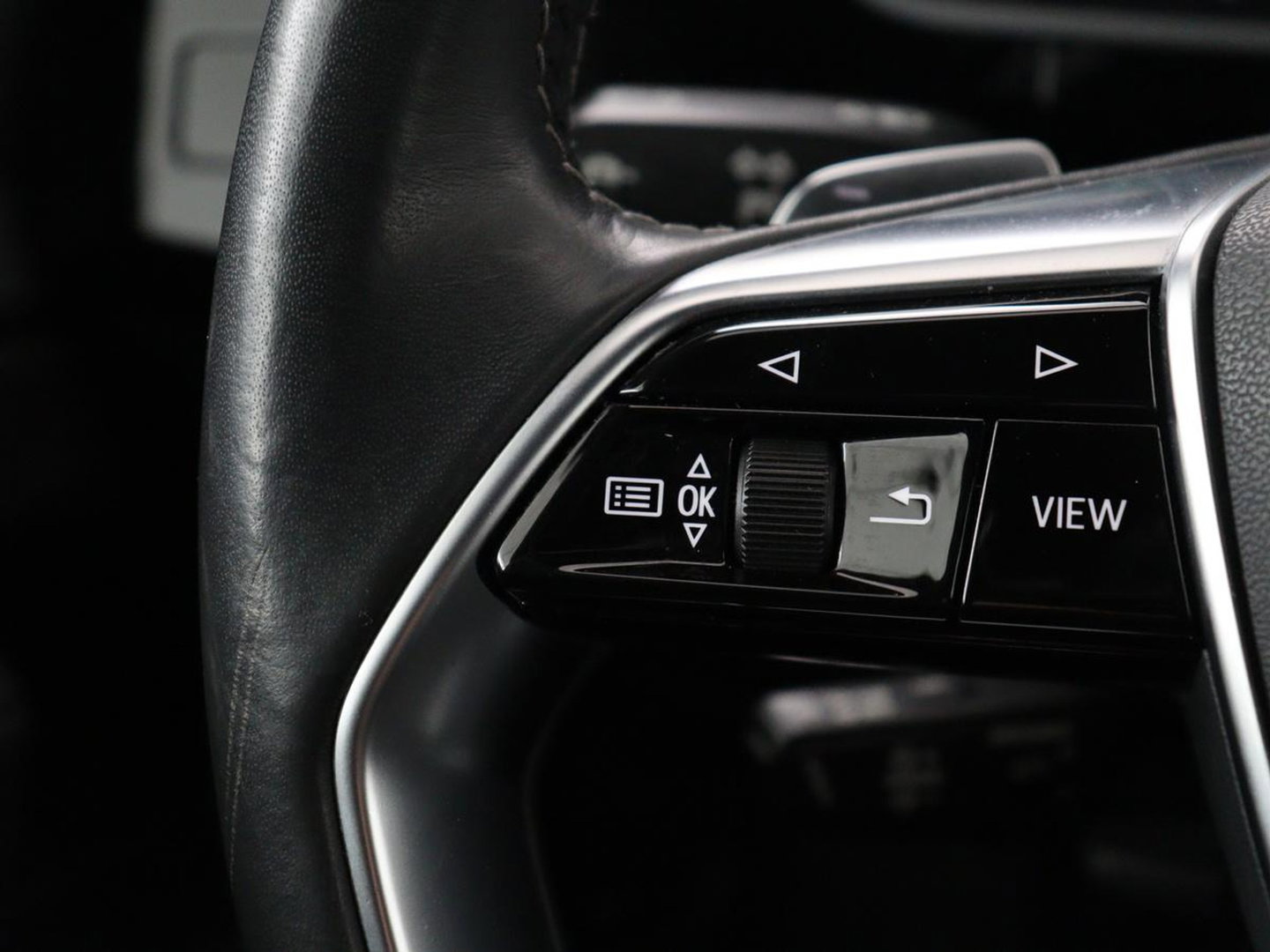 Audi e-tron Sportback 50 quattro S edition 71 kWh | SOH 90.4 | Panoramadak | Adaptive cruise | Matrix LED | Elek. Stoelen | Memory | Stoelverwarming | Camera | DAB |