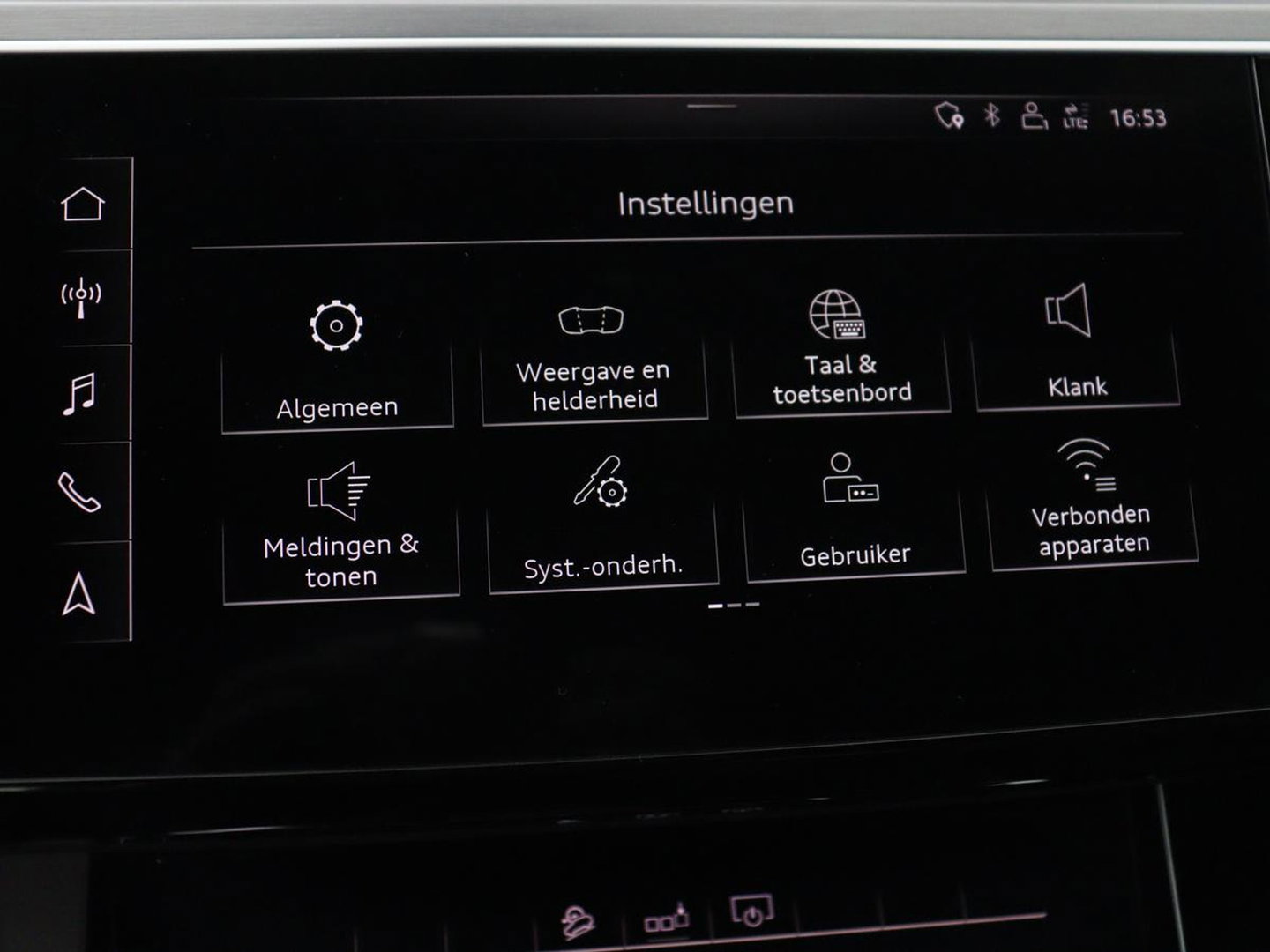 Audi e-tron Sportback 50 quattro S edition 71 kWh | SOH 90.4 | Panoramadak | Adaptive cruise | Matrix LED | Elek. Stoelen | Memory | Stoelverwarming | Camera | DAB |
