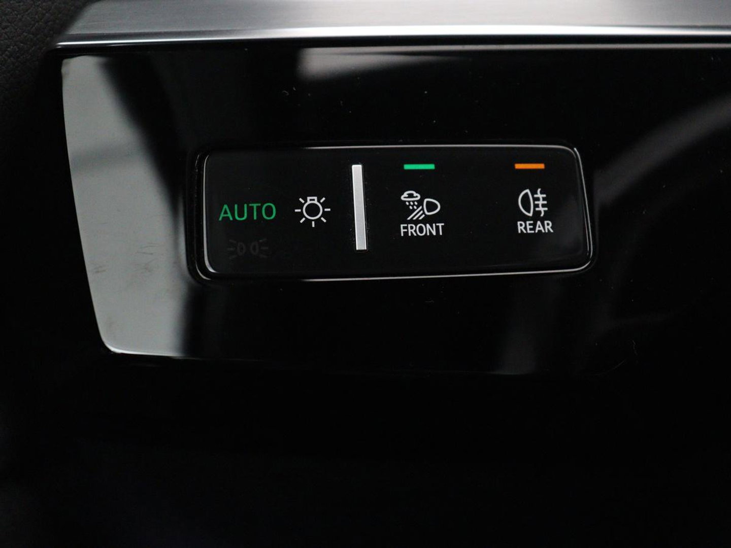 Audi e-tron Sportback 50 quattro S edition 71 kWh | SOH 90.4 | Panoramadak | Adaptive cruise | Matrix LED | Elek. Stoelen | Memory | Stoelverwarming | Camera | DAB |