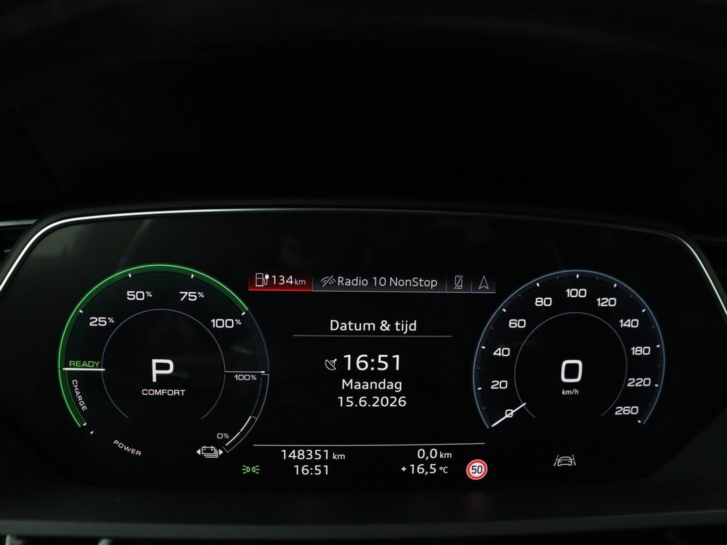 Audi e-tron Sportback 50 quattro S edition 71 kWh | SOH 90.4 | Panoramadak | Adaptive cruise | Matrix LED | Elek. Stoelen | Memory | Stoelverwarming | Camera | DAB |
