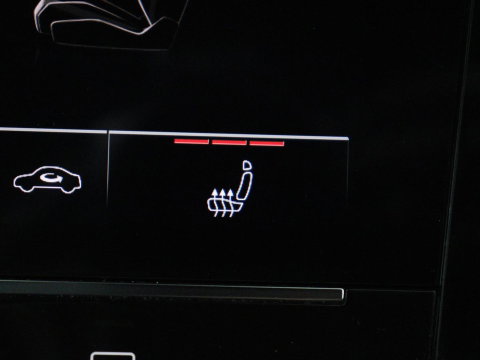 Audi e-tron Sportback 50 quattro S edition 71 kWh | SOH 90.4 | Panoramadak | Adaptive cruise | Matrix LED | Elek. Stoelen | Memory | Stoelverwarming | Camera | DAB |