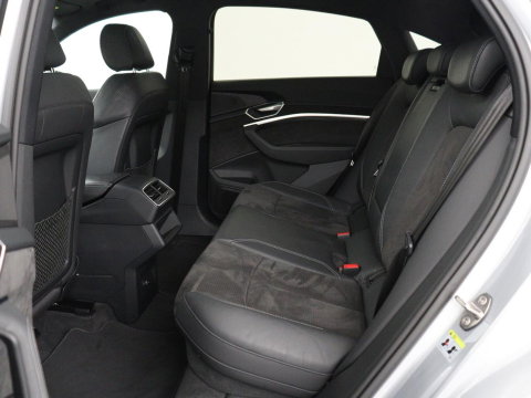 Audi e-tron Sportback 50 quattro S edition 71 kWh | SOH 90.4 | Panoramadak | Adaptive cruise | Matrix LED | Elek. Stoelen | Memory | Stoelverwarming | Camera | DAB |