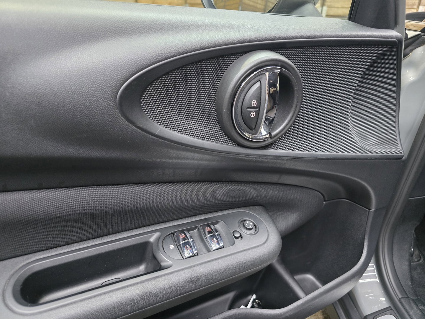 MINI Clubman 1.5 One Airconditioning Bluetooth Cruise 18"LM