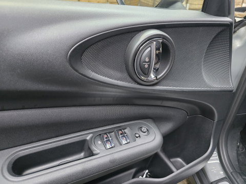 MINI Clubman 1.5 One Airconditioning Bluetooth Cruise 18"LM