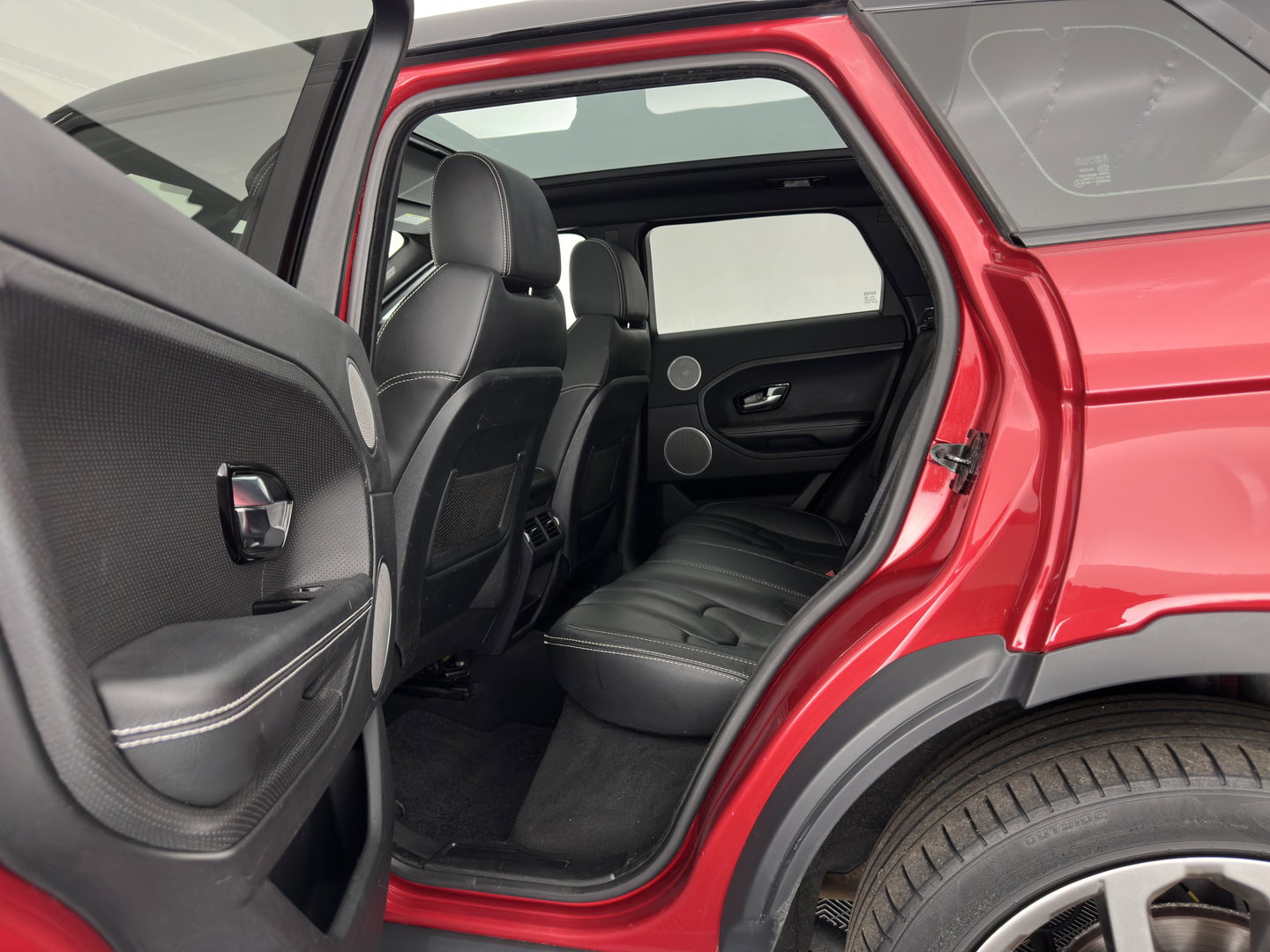 Land Rover Range Rover Evoque 2.2 TD4 4WD Prestige *PANO | LEATHER | XENON | MEMORY-PACK | NAVI-FULLMAP | MERIDIAN-AUDIO | CAMERA | HEATED-SPORTSEATS | PRIVACY-GLASS | ECC | PDC | CRUISE | TOWBAR | 20''ALU*