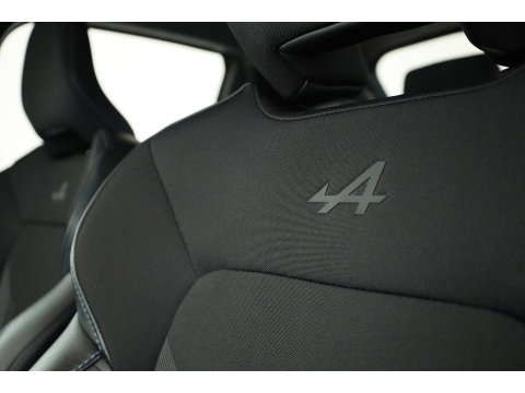 Renault Clio 1.6 E-Tech Full Hybrid 145 esprit Alpine | Orgi. NL | Adapt. Cruise | Camera + PDC | Apple CarPlay + NAV | Dodehoek. | 17'' |
