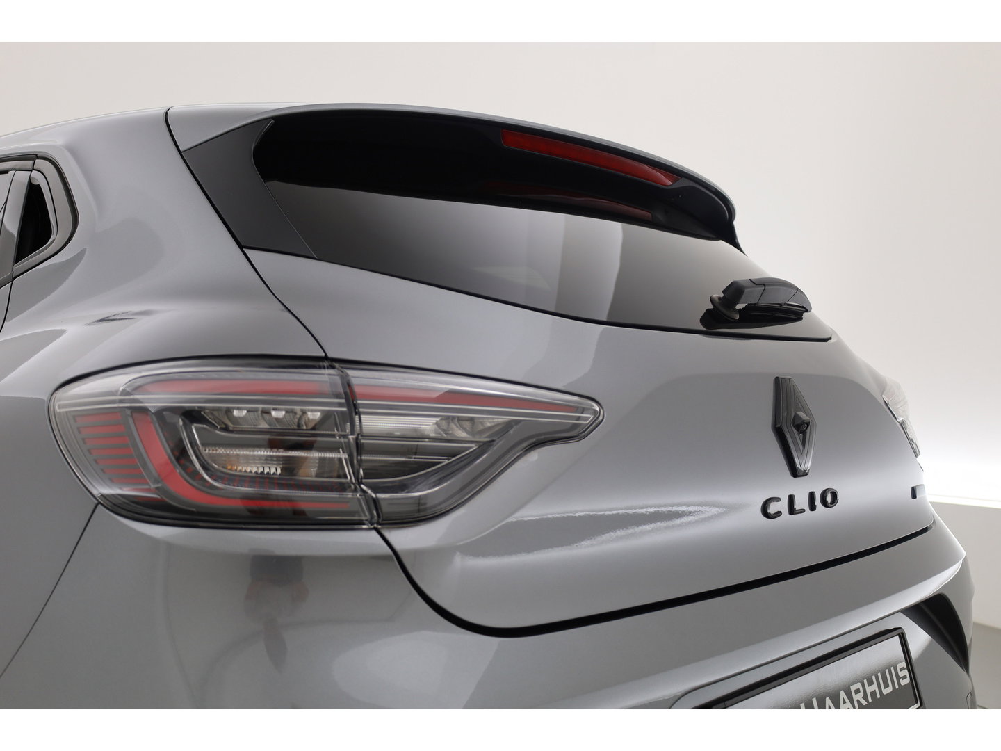 Renault Clio 1.6 E-Tech Full Hybrid 145 esprit Alpine | Orgi. NL | Adapt. Cruise | Camera + PDC | Apple CarPlay + NAV | Dodehoek. | 17'' |