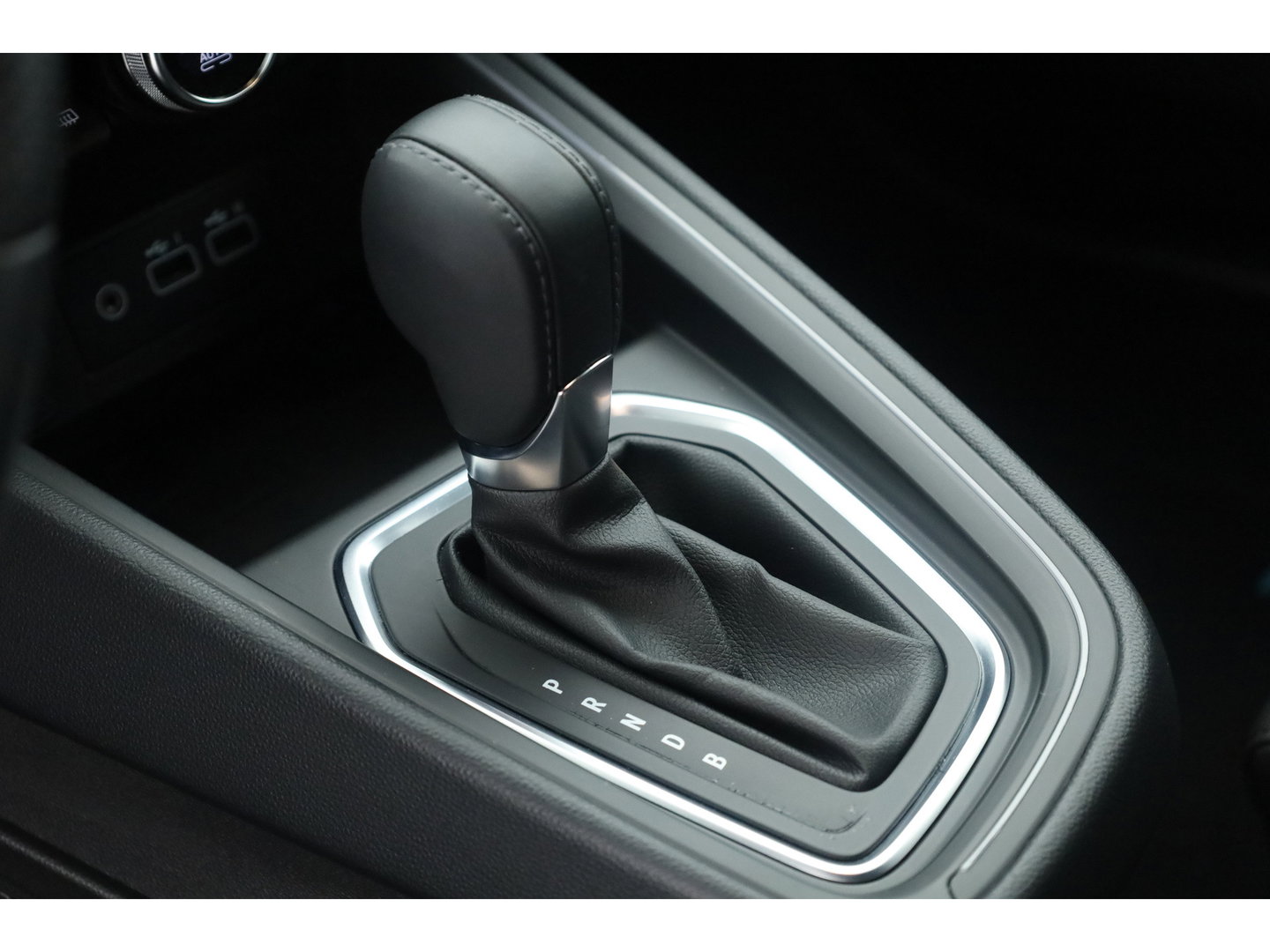 Renault Clio 1.6 E-Tech Full Hybrid 145 esprit Alpine | Orgi. NL | Adapt. Cruise | Camera + PDC | Apple CarPlay + NAV | Dodehoek. | 17'' |