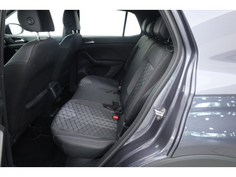 Volkswagen T-Cross 1.0 TSI R-Line DSG | IQ. Light | Apple CarPlay | Camera + PDC | Adapt. Cruise | 18'' | Digi. Cockpit |