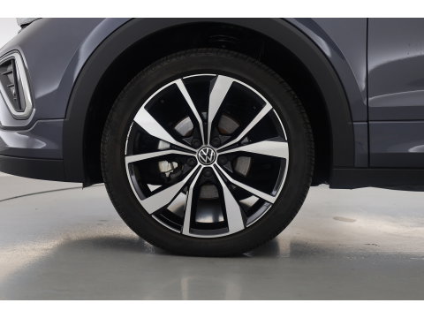 Volkswagen T-Cross 1.0 TSI R-Line DSG | IQ. Light | Apple CarPlay | Camera + PDC | Adapt. Cruise | 18'' | Digi. Cockpit |