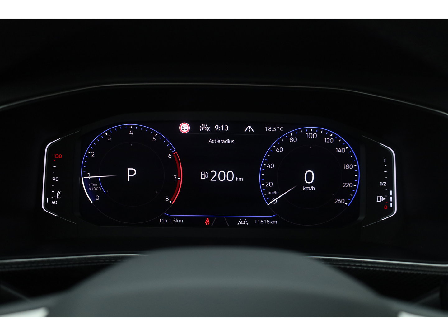 Volkswagen T-Cross 1.0 TSI R-Line DSG | IQ. Light | Apple CarPlay | Camera + PDC | Adapt. Cruise | 18'' | Digi. Cockpit |