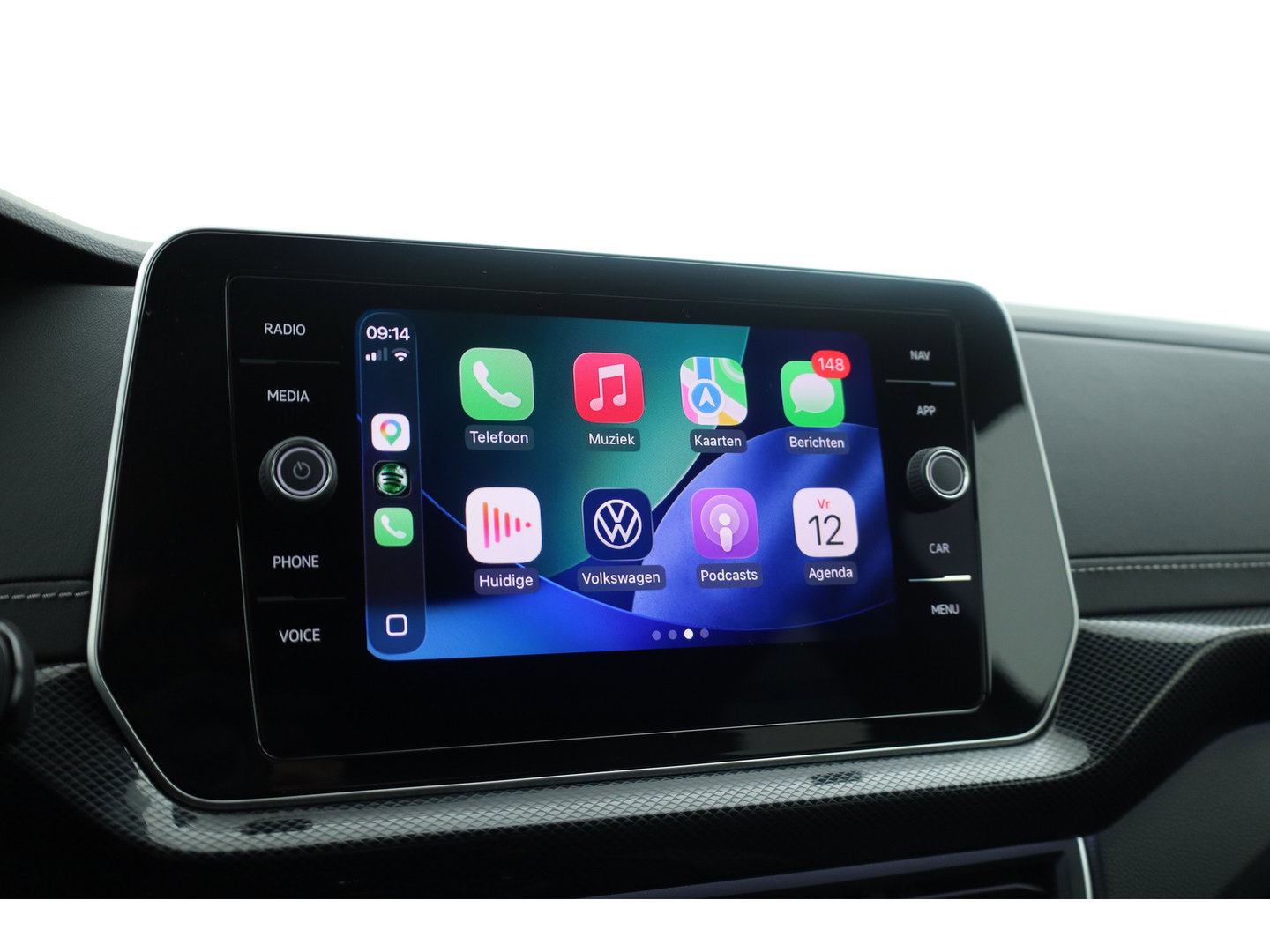 Volkswagen T-Cross 1.0 TSI R-Line DSG | IQ. Light | Apple CarPlay | Camera + PDC | Adapt. Cruise | 18'' | Digi. Cockpit |