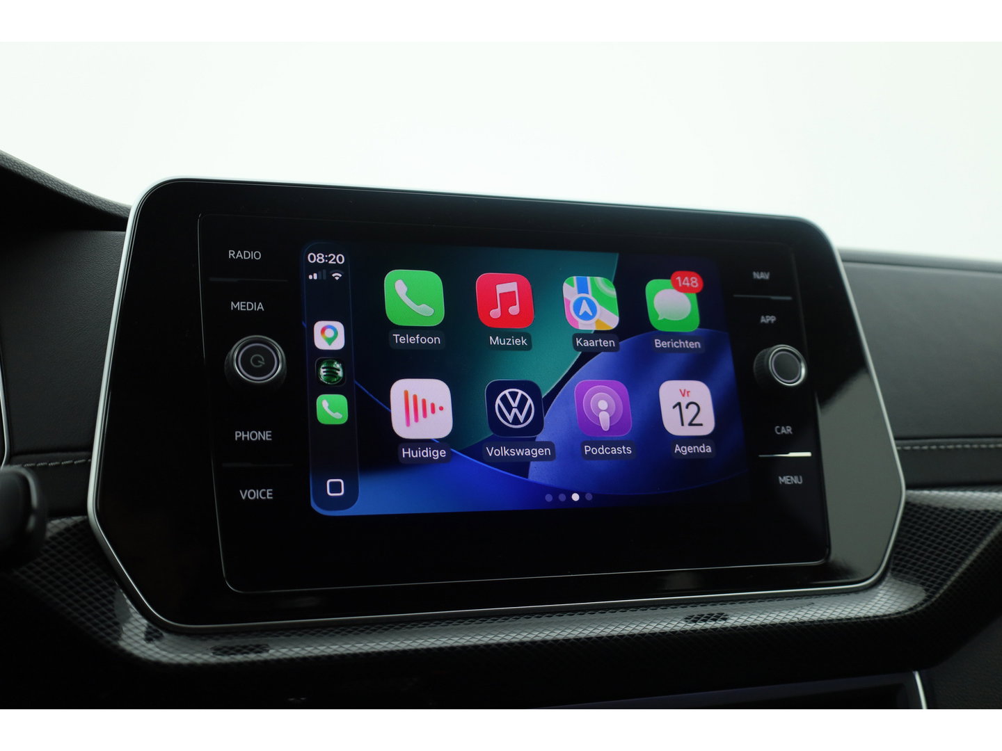 Volkswagen T-Cross 1.0 TSI R-Line DSG | IQ. Light | Apple CarPlay | Camera + PDC | Adapt. Cruise | 18'' | Digi. Cockpit |