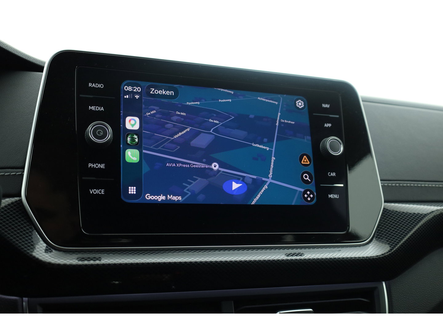 Volkswagen T-Cross 1.0 TSI R-Line DSG | IQ. Light | Apple CarPlay | Camera + PDC | Adapt. Cruise | 18'' | Digi. Cockpit |