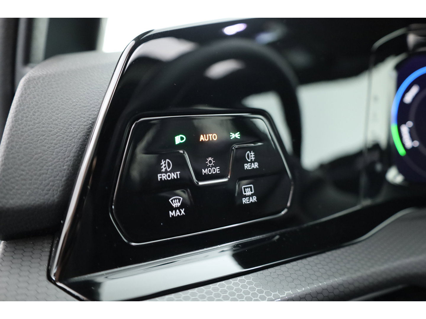 Volkswagen Golf 1.4 eHybrid GTE | SOH 95,5% | Pano | CarPlay | IQ. Light | Adapt. Cruise | Camera | Navi | 18"