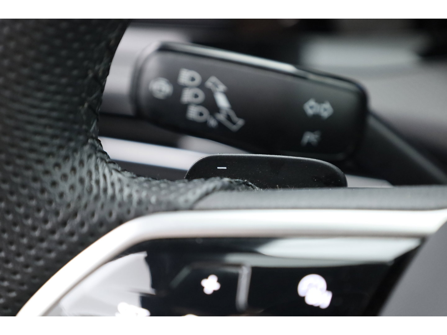 Volkswagen Golf 1.4 eHybrid GTE | SOH 95,5% | Pano | CarPlay | IQ. Light | Adapt. Cruise | Camera | Navi | 18"