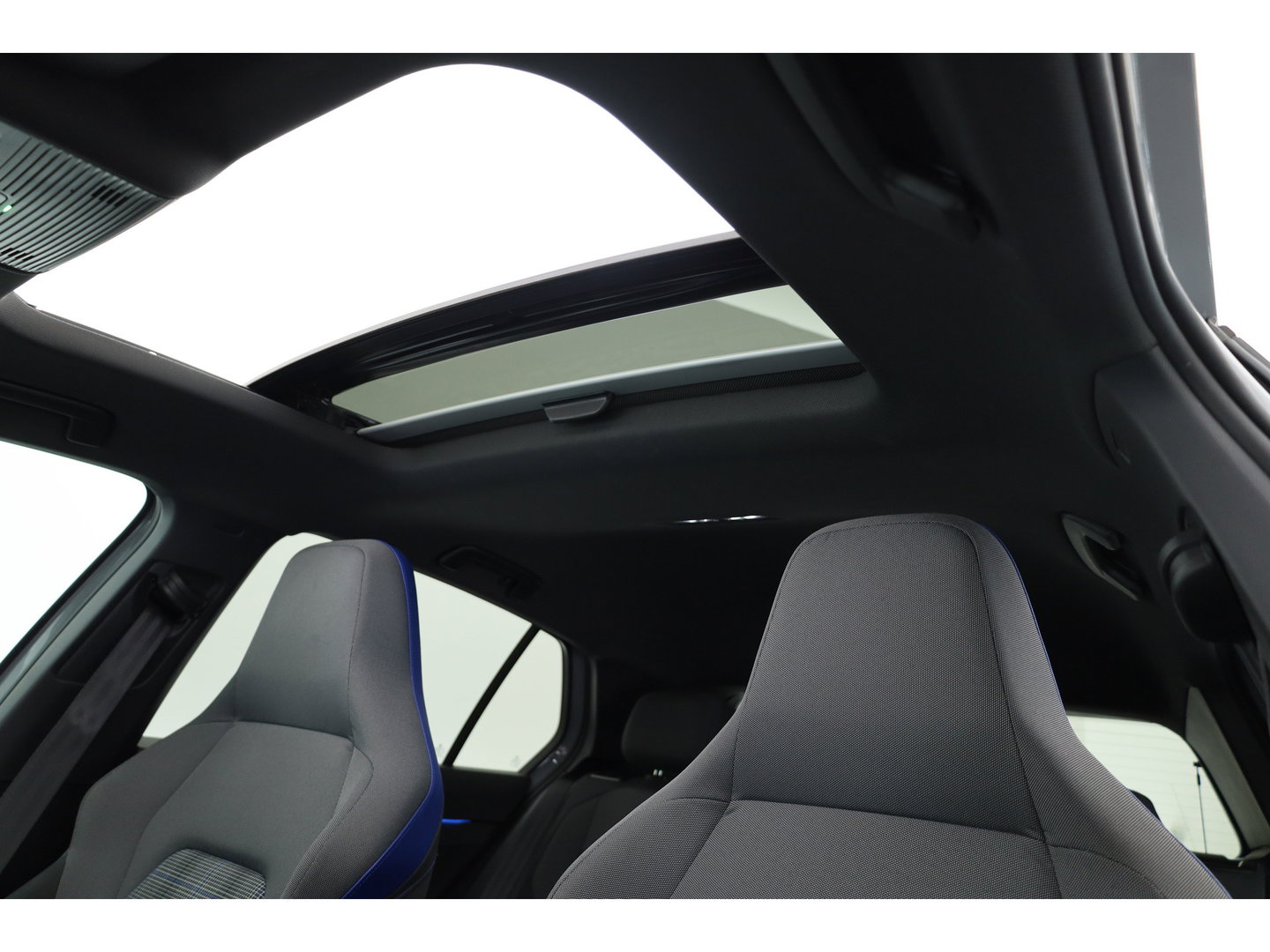 Volkswagen Golf 1.4 eHybrid GTE | SOH 95,5% | Pano | CarPlay | IQ. Light | Adapt. Cruise | Camera | Navi | 18"