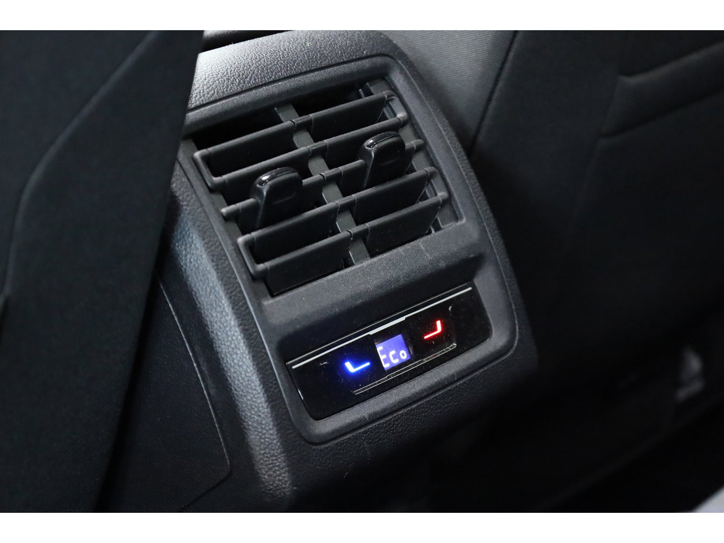 Volkswagen Golf 1.4 eHybrid GTE | SOH 95,5% | Pano | CarPlay | IQ. Light | Adapt. Cruise | Camera | Navi | 18"