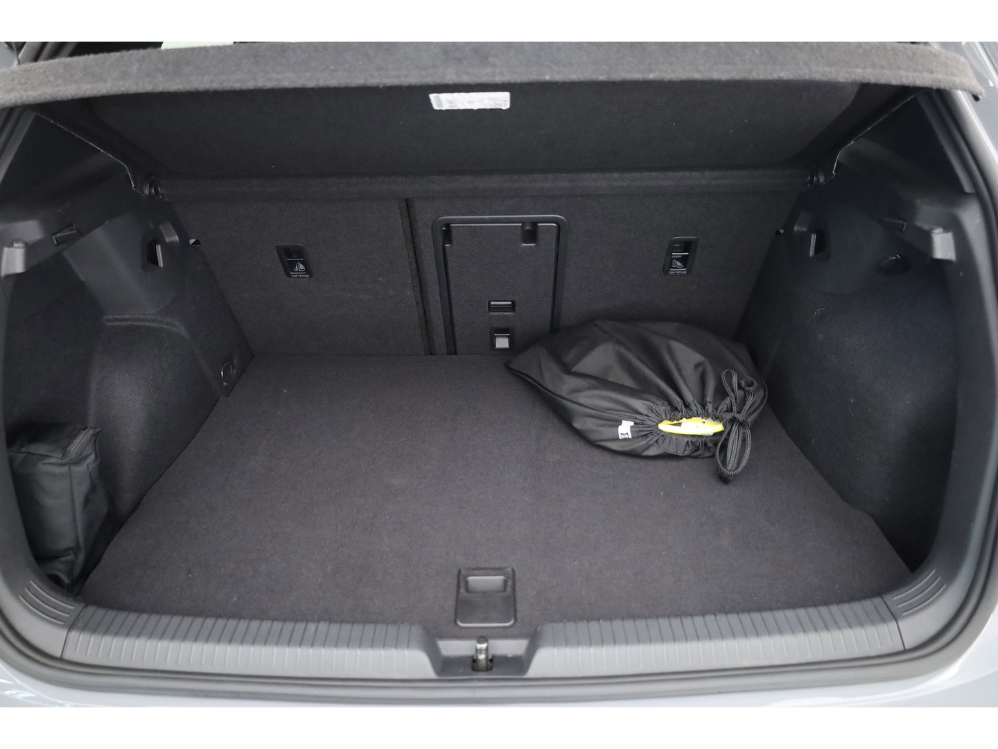 Volkswagen Golf 1.4 eHybrid GTE | SOH 95,5% | Pano | CarPlay | IQ. Light | Adapt. Cruise | Camera | Navi | 18"