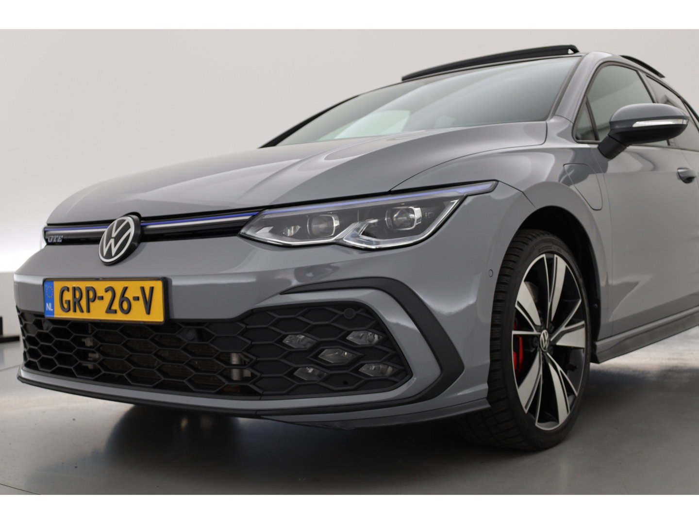 Volkswagen Golf 1.4 eHybrid GTE | SOH 95,5% | Pano | CarPlay | IQ. Light | Adapt. Cruise | Camera | Navi | 18"