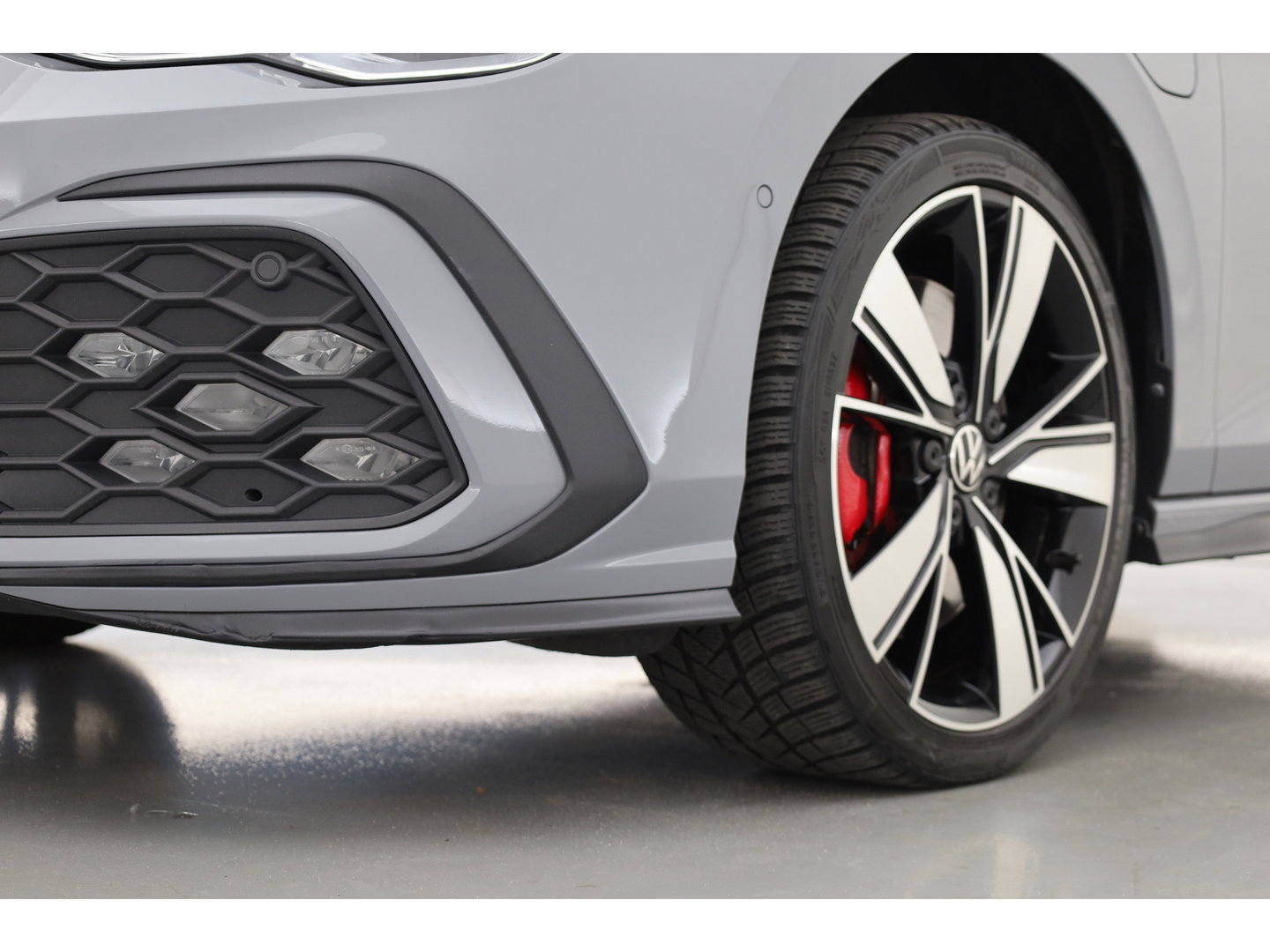 Volkswagen Golf 1.4 eHybrid GTE | SOH 95,5% | Pano | CarPlay | IQ. Light | Adapt. Cruise | Camera | Navi | 18"