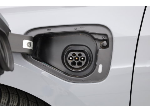 Volkswagen Golf 1.4 eHybrid GTE | SOH 95,5% | Pano | CarPlay | IQ. Light | Adapt. Cruise | Camera | Navi | 18"