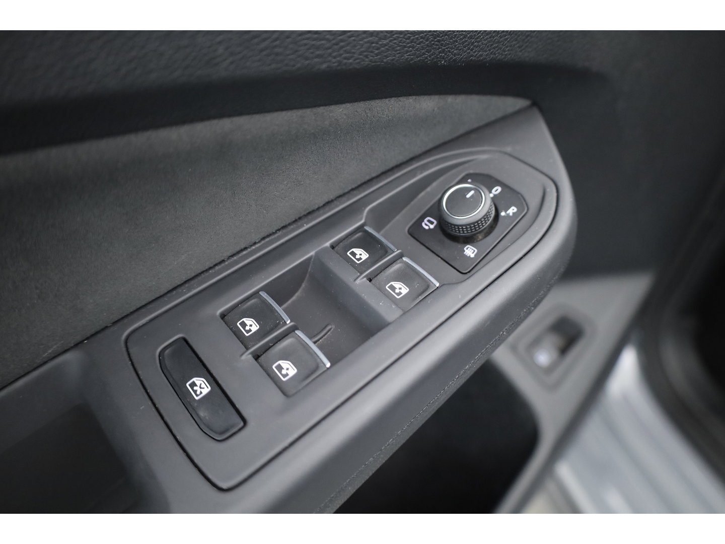 Volkswagen Golf 1.4 eHybrid GTE | SOH 95,5% | Pano | CarPlay | IQ. Light | Adapt. Cruise | Camera | Navi | 18"