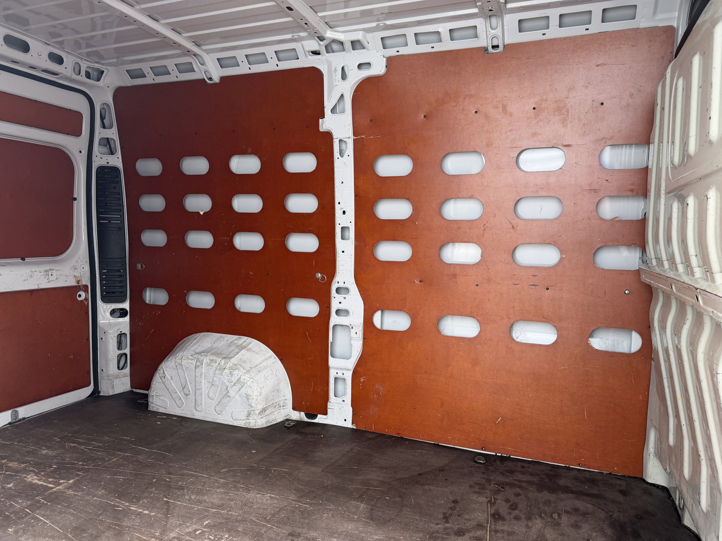 Fiat Ducato 30 2.3 MultiJet L2H2 / vaste prijs rijklaar € 14.950 ex btw / lease vanaf € 252 / lichtmetalen velgen / cruise en climate control / trekhaak / camera / euro 6 / navi