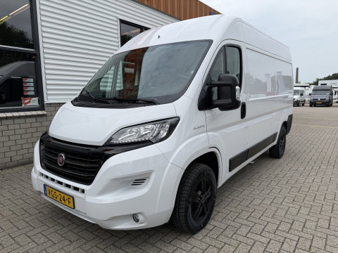 Fiat Ducato 30 2.3 MultiJet L2H2 / vaste prijs rijklaar € 14.950 ex btw / lease vanaf € 252 / lichtmetalen velgen / cruise en climate control / trekhaak / camera / euro 6 / navi