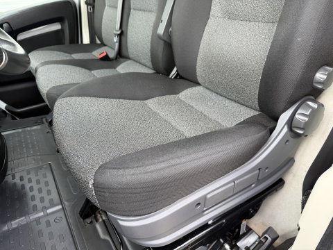 Fiat Ducato 30 2.3 MultiJet L2H2 / vaste prijs rijklaar € 14.950 ex btw / lease vanaf € 252 / lichtmetalen velgen / cruise en climate control / trekhaak / camera / euro 6 / navi