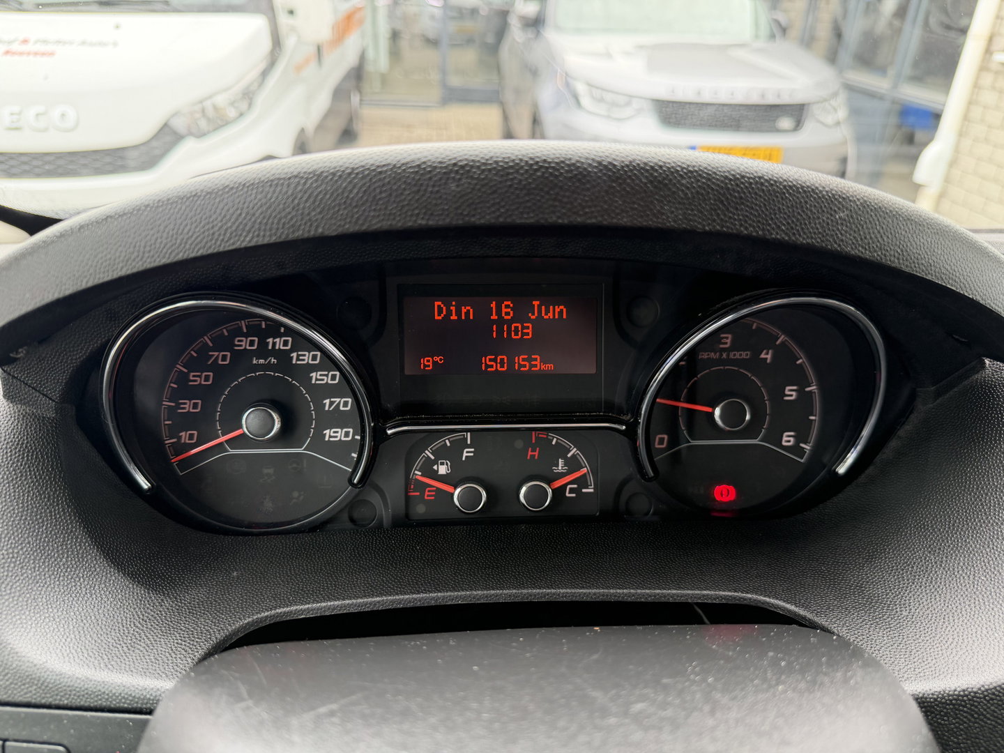 Fiat Ducato 30 2.3 MultiJet L2H2 / vaste prijs rijklaar € 14.950 ex btw / lease vanaf € 252 / lichtmetalen velgen / cruise en climate control / trekhaak / camera / euro 6 / navi