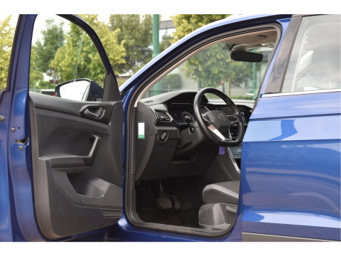 Volkswagen T-Cross 1.0 TSI Style | Trekhaak | Carplay | Nav | DAB | Adapt.Cruise Control | Full LED | Zeer netjes