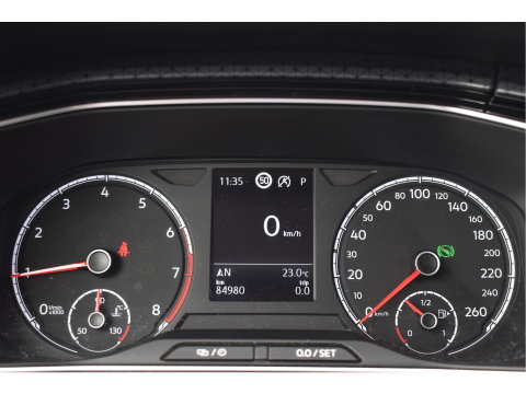 Volkswagen T-Cross 1.0 TSI Style | Trekhaak | Carplay | Nav | DAB | Adapt.Cruise Control | Full LED | Zeer netjes
