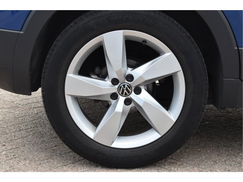 Volkswagen T-Cross 1.0 TSI Style | Trekhaak | Carplay | Nav | DAB | Adapt.Cruise Control | Full LED | Zeer netjes