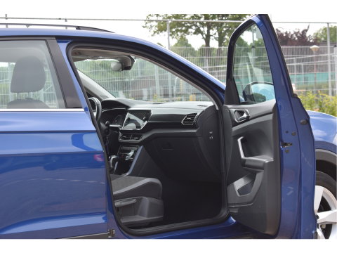 Volkswagen T-Cross 1.0 TSI Style | Trekhaak | Carplay | Nav | DAB | Adapt.Cruise Control | Full LED | Zeer netjes
