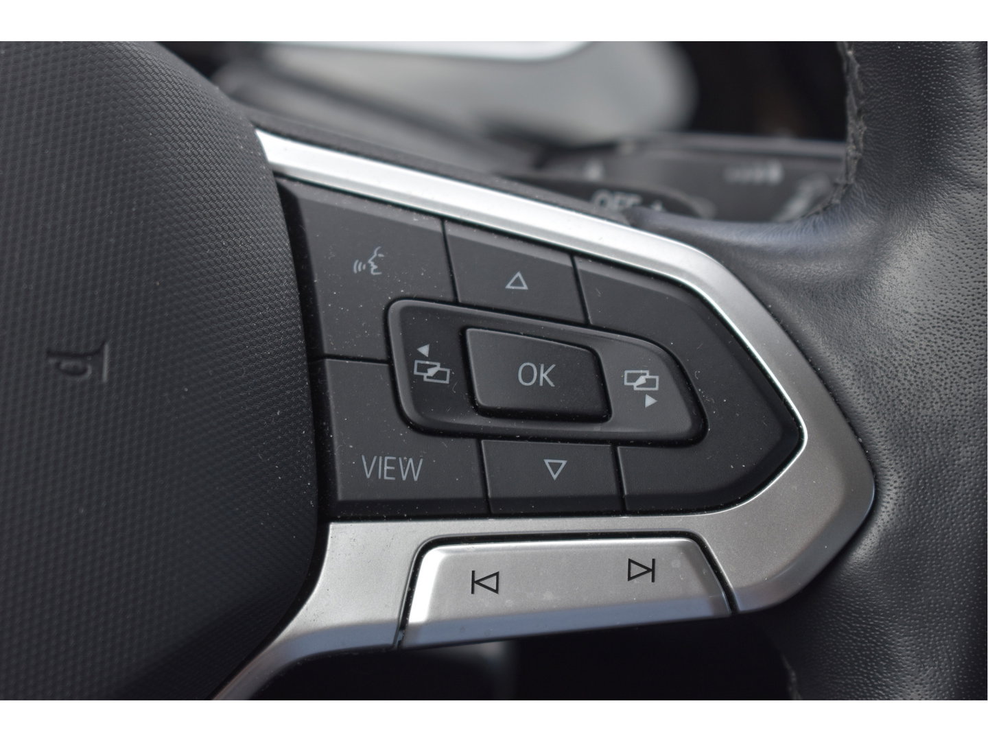 Volkswagen T-Cross 1.0 TSI Style | Trekhaak | Carplay | Nav | DAB | Adapt.Cruise Control | Full LED | Zeer netjes