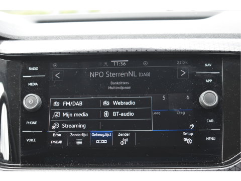 Volkswagen T-Cross 1.0 TSI Style | Trekhaak | Carplay | Nav | DAB | Adapt.Cruise Control | Full LED | Zeer netjes
