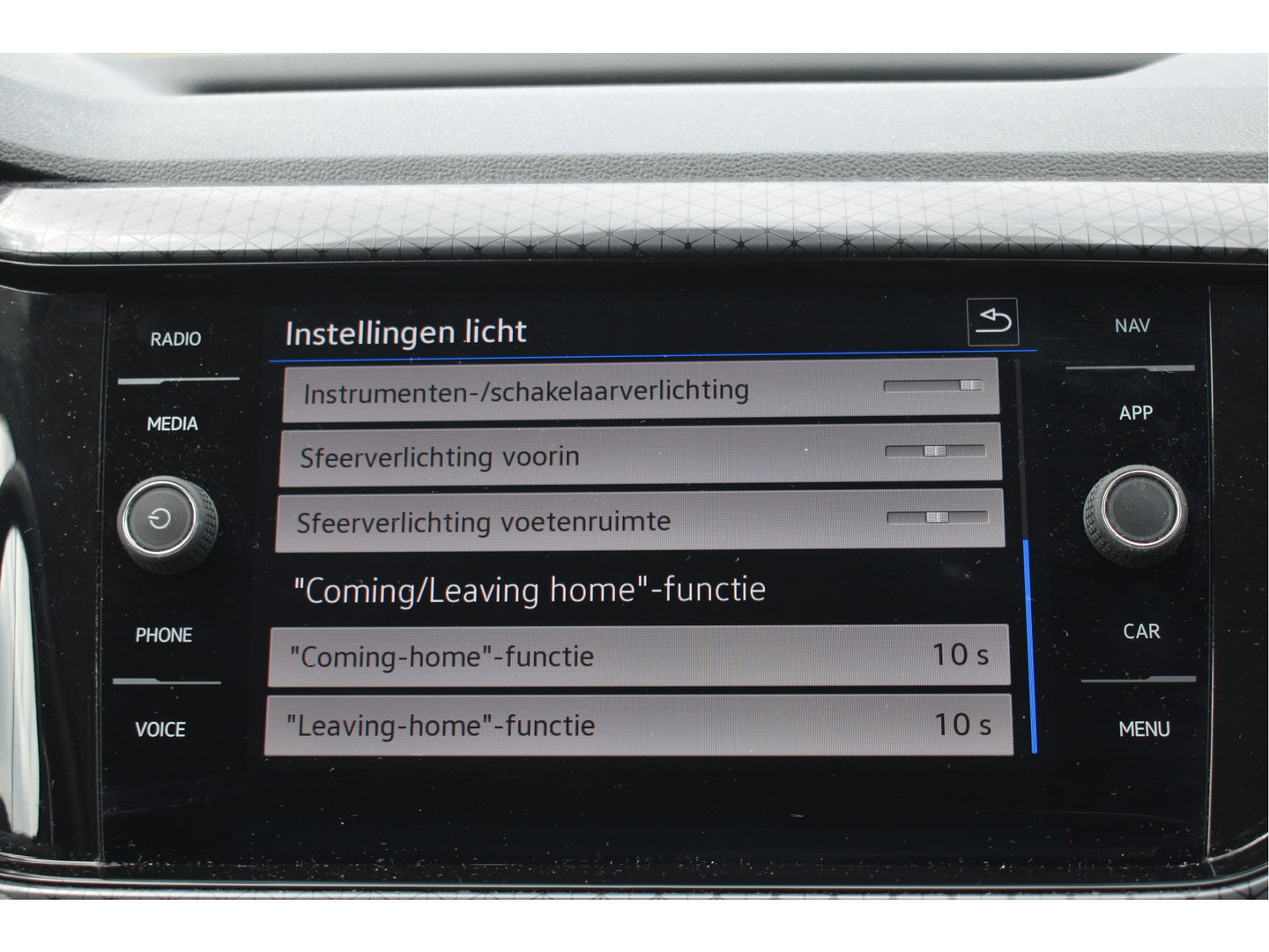 Volkswagen T-Cross 1.0 TSI Style | Trekhaak | Carplay | Nav | DAB | Adapt.Cruise Control | Full LED | Zeer netjes