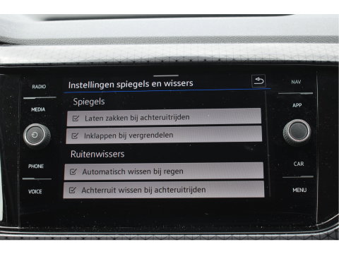 Volkswagen T-Cross 1.0 TSI Style | Trekhaak | Carplay | Nav | DAB | Adapt.Cruise Control | Full LED | Zeer netjes