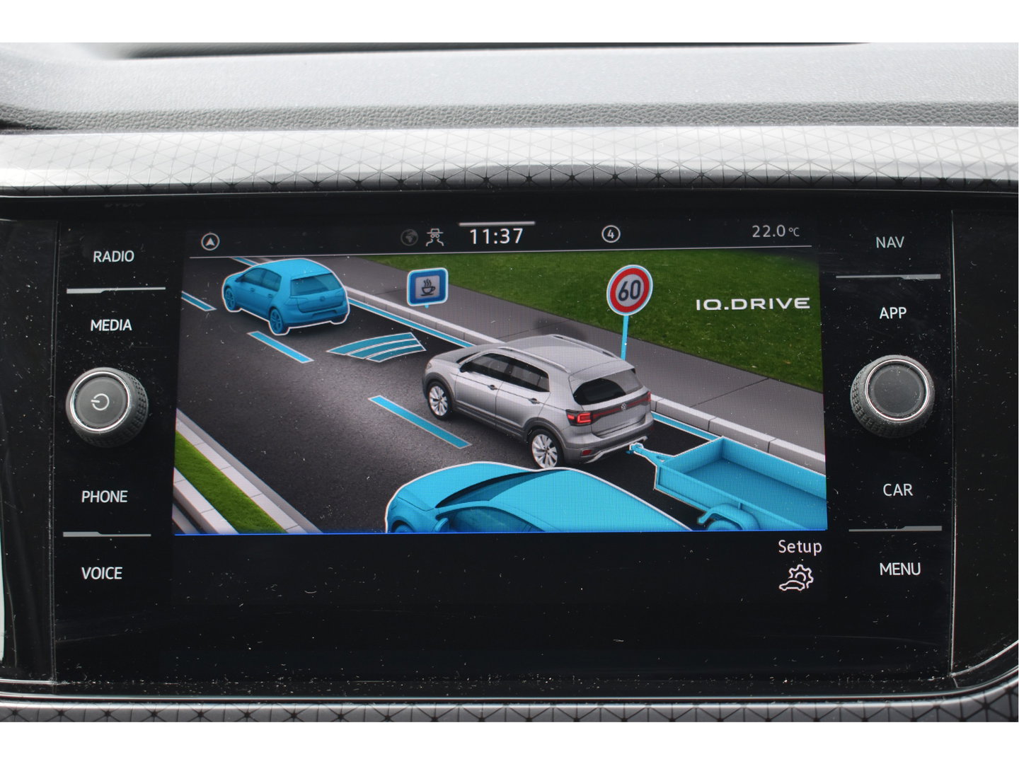 Volkswagen T-Cross 1.0 TSI Style | Trekhaak | Carplay | Nav | DAB | Adapt.Cruise Control | Full LED | Zeer netjes