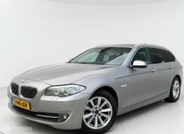 BMW 5 Serie - Touring 520i High Executive Xenon HUD 360 Camera Trekhaak Acc Vol Opties