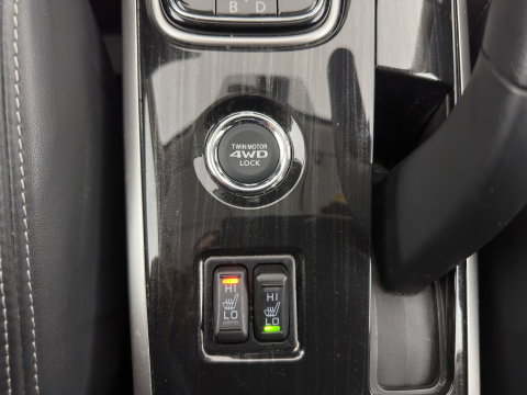 Mitsubishi Outlander 2.0 PHEV Executive Edition AWD (Plug-In) (INCL-BTW)  Aut. *LEATHER-MICROFIBRE | NAVI-FULLMAP | KEYLESS | HEATED-COMFORTSEATS | ECC | SHIFTPADDLES | PDC | CRUISE | PRIVACY-GLASS | TOWBAR | 18''ALU*
