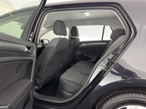 Volkswagen e-Golf e-Golf * FULL-LED | NAVI-FULLMAP | KEYLESS | AMBIENT-LIGHT | ECC |  PDC | 16''ALU*