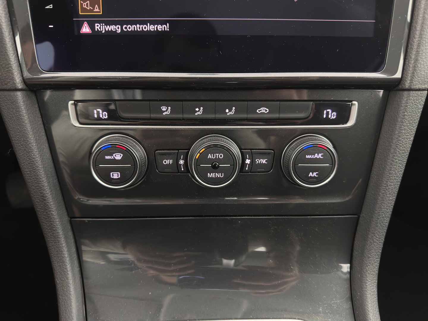 Volkswagen e-Golf e-Golf * FULL-LED | NAVI-FULLMAP | KEYLESS | AMBIENT-LIGHT | ECC |  PDC | 16''ALU*