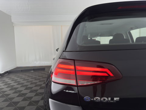 Volkswagen e-Golf e-Golf * FULL-LED | NAVI-FULLMAP | KEYLESS | AMBIENT-LIGHT | ECC |  PDC | 16''ALU*