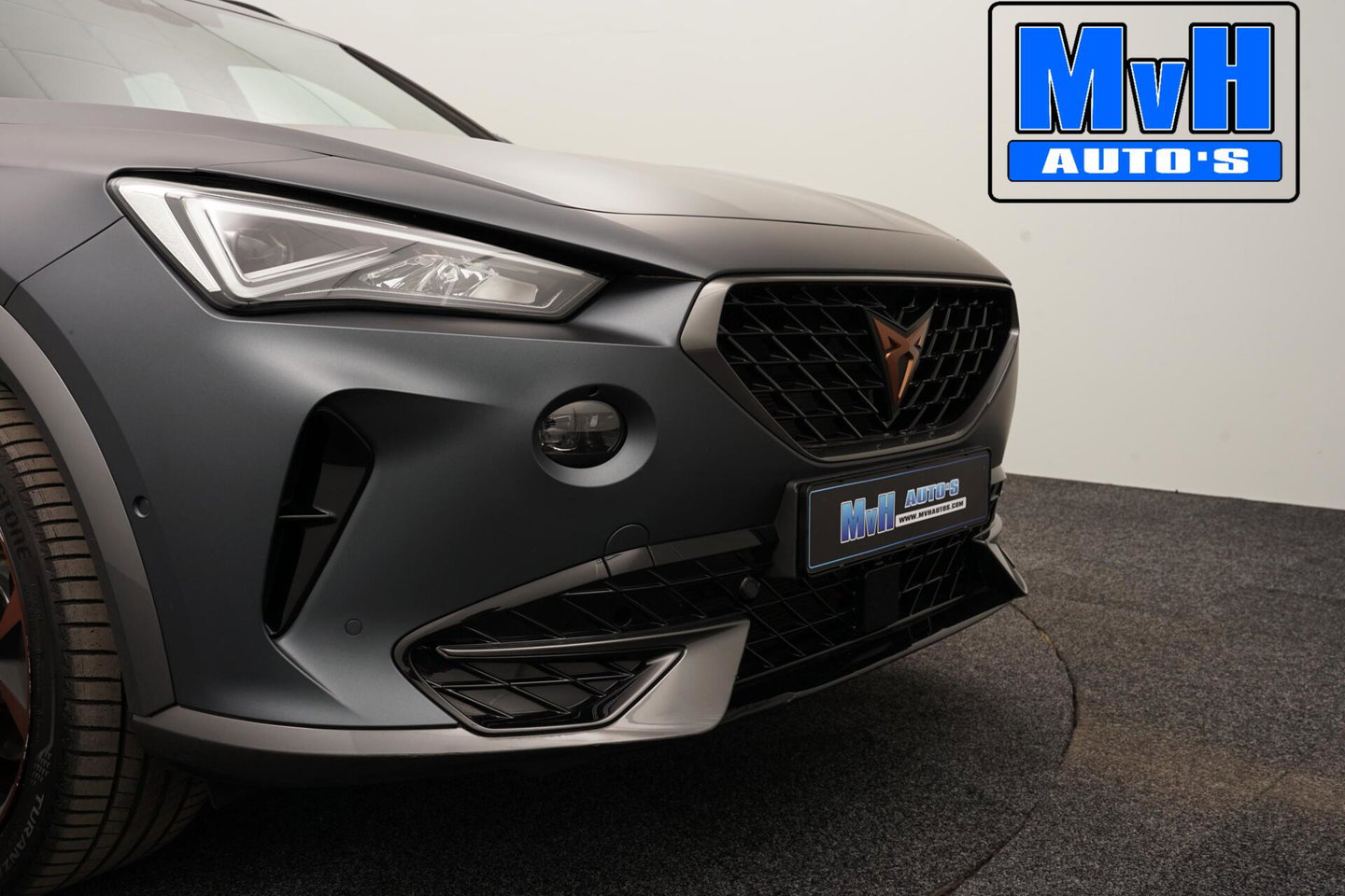 CUPRA Formentor 1.4 e-Hybrid VZ Performance|PANO|KUIPSTOEL|LUXE!
