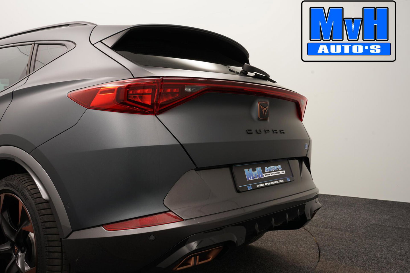 CUPRA Formentor 1.4 e-Hybrid VZ Performance|PANO|KUIPSTOEL|LUXE!