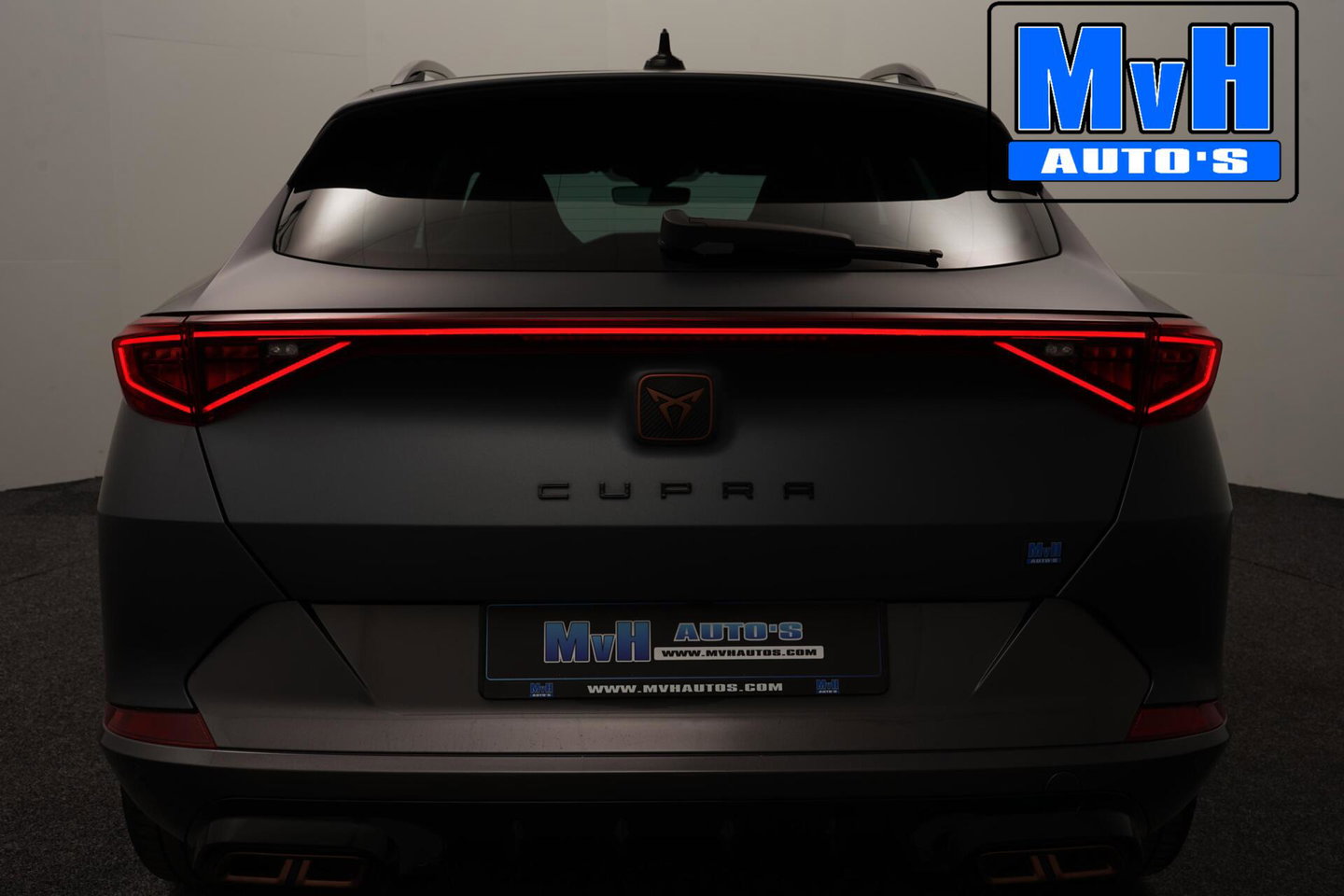 CUPRA Formentor 1.4 e-Hybrid VZ Performance|PANO|KUIPSTOEL|LUXE!
