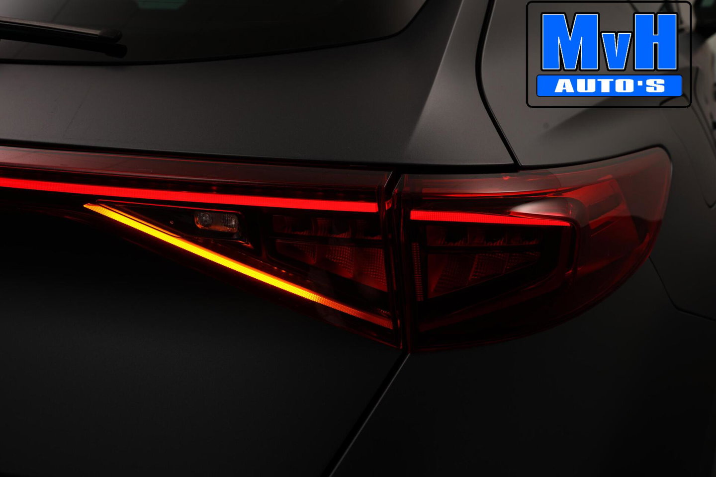 CUPRA Formentor 1.4 e-Hybrid VZ Performance|PANO|KUIPSTOEL|LUXE!