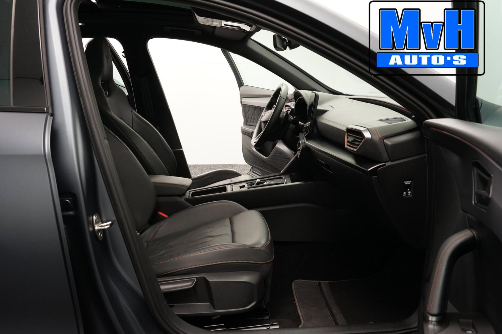 CUPRA Formentor 1.4 e-Hybrid VZ Performance|PANO|KUIPSTOEL|LUXE!